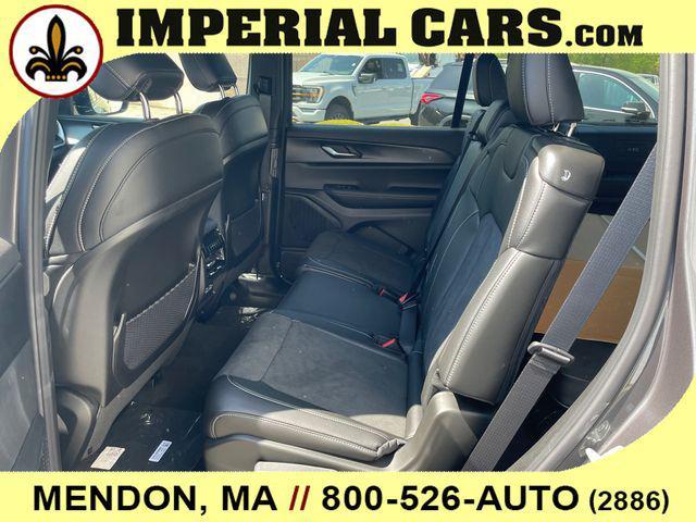 new 2025 Jeep Grand Cherokee L car, priced at $43,777