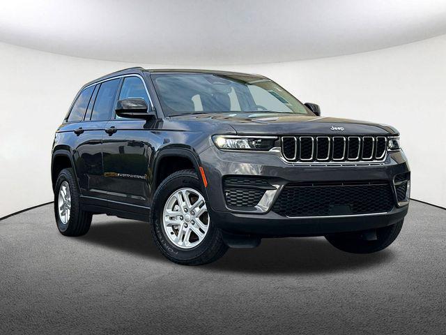 used 2023 Jeep Grand Cherokee car, priced at $32,354