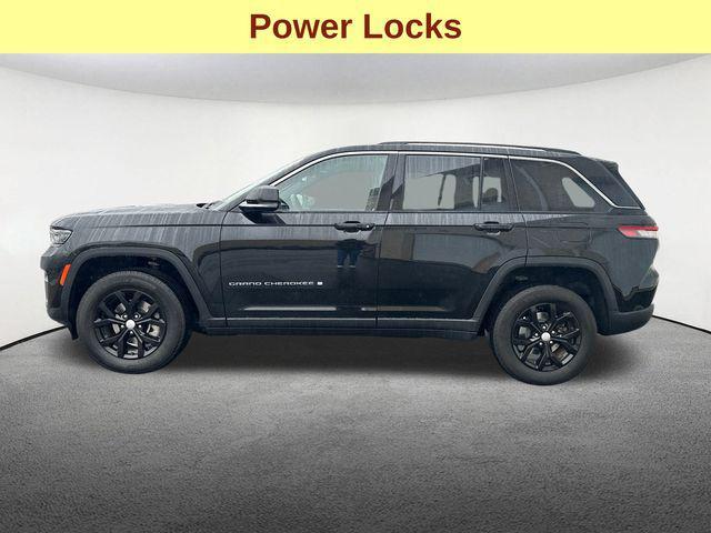 used 2023 Jeep Grand Cherokee car, priced at $34,477