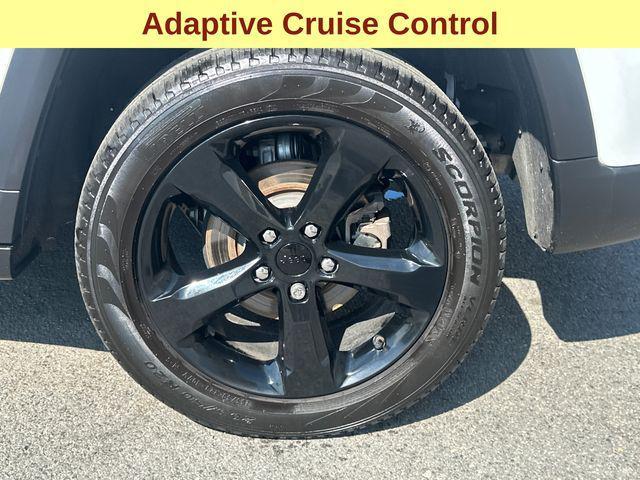 used 2023 Jeep Grand Cherokee car, priced at $38,477