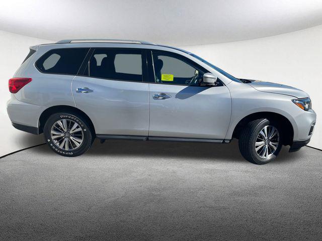 used 2019 Nissan Pathfinder car, priced at $15,977