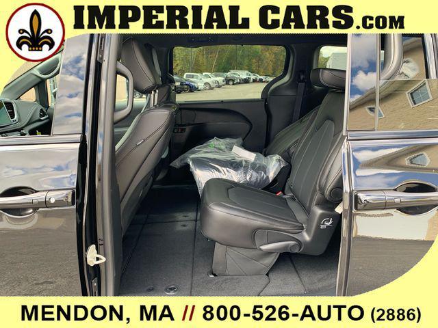 new 2026 Chrysler Pacifica car, priced at $54,400