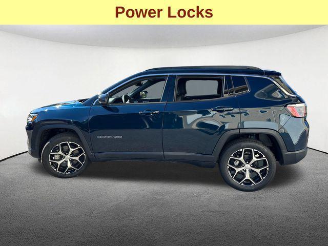 new 2024 Jeep Compass car, priced at $31,289