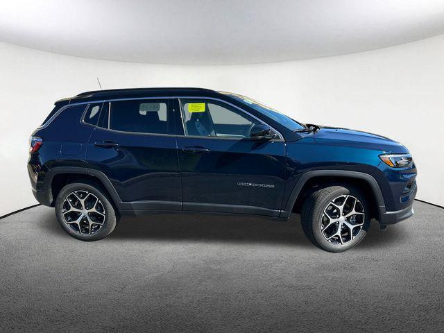 new 2024 Jeep Compass car, priced at $31,289