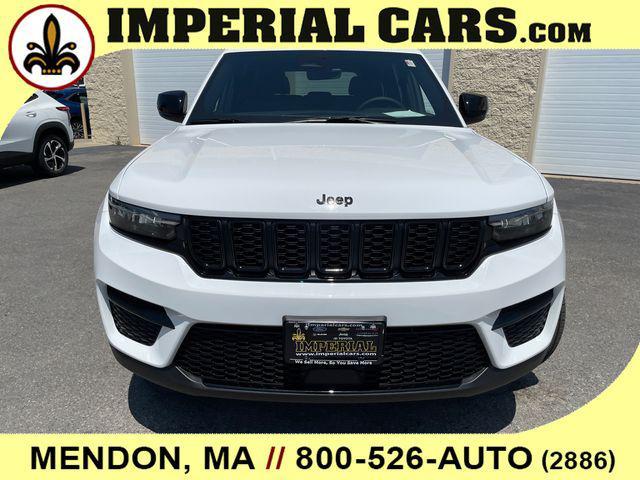new 2025 Jeep Grand Cherokee car, priced at $41,160