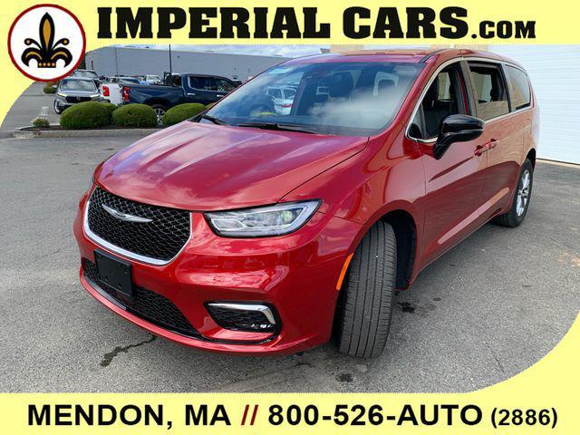 new 2026 Chrysler Pacifica car, priced at $44,821