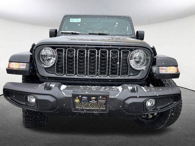 new 2025 Jeep Gladiator car, priced at $42,440