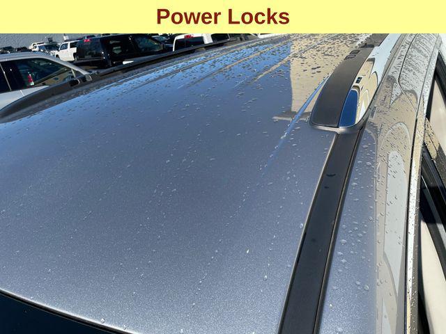 used 2018 Chrysler Pacifica car, priced at $16,347