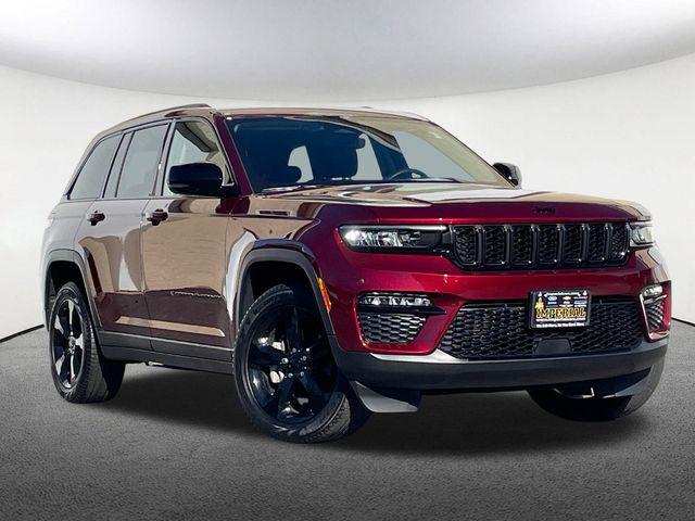 used 2023 Jeep Grand Cherokee car, priced at $38,885