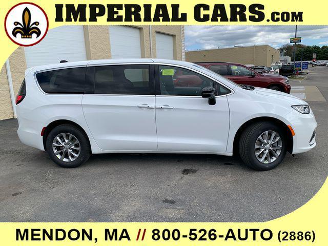 new 2026 Chrysler Pacifica car, priced at $44,375