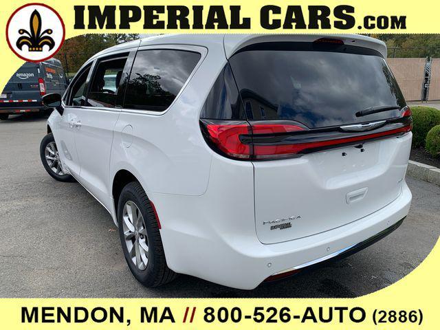 new 2026 Chrysler Pacifica car, priced at $44,375