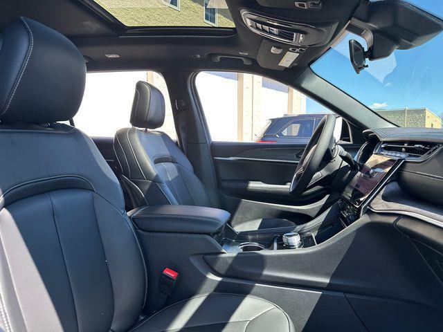 new 2025 Jeep Grand Cherokee L car, priced at $49,149