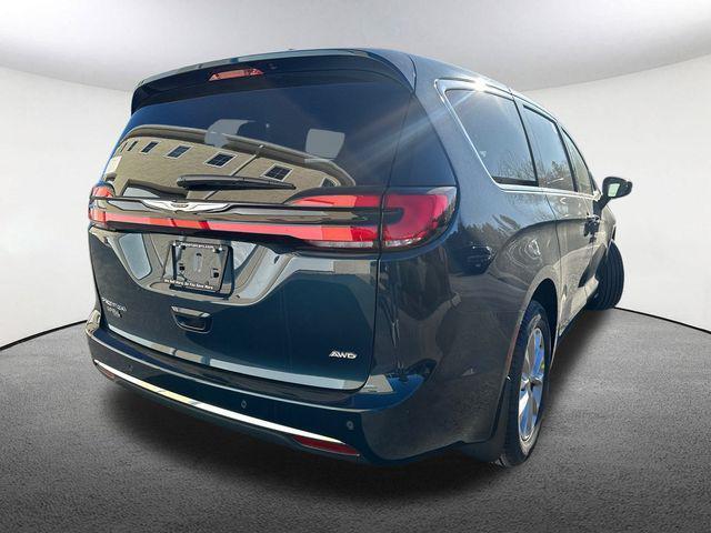 new 2025 Chrysler Pacifica car, priced at $50,950