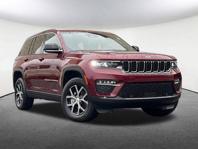 used 2024 Jeep Grand Cherokee car, priced at $42,977