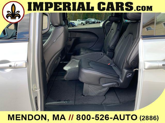 new 2026 Chrysler Pacifica car, priced at $47,453