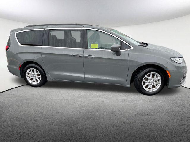 used 2022 Chrysler Pacifica car, priced at $23,747