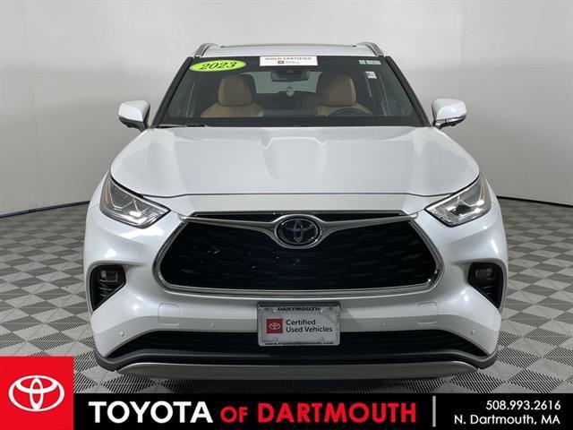 used 2023 Toyota Highlander car, priced at $45,988