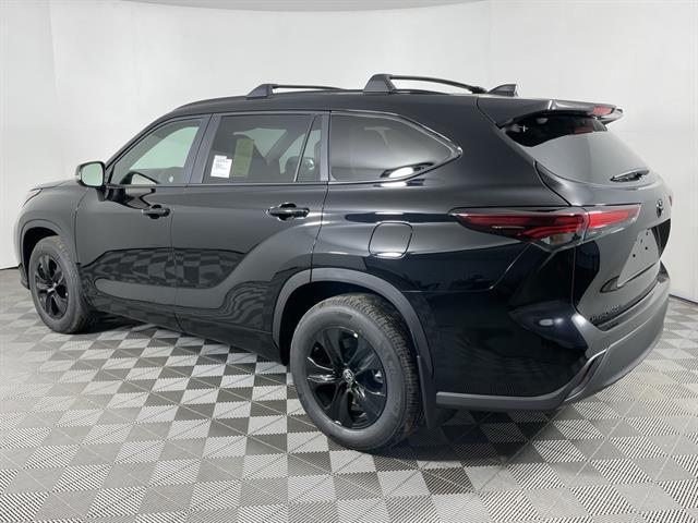 new 2025 Toyota Highlander Hybrid car, priced at $50,233