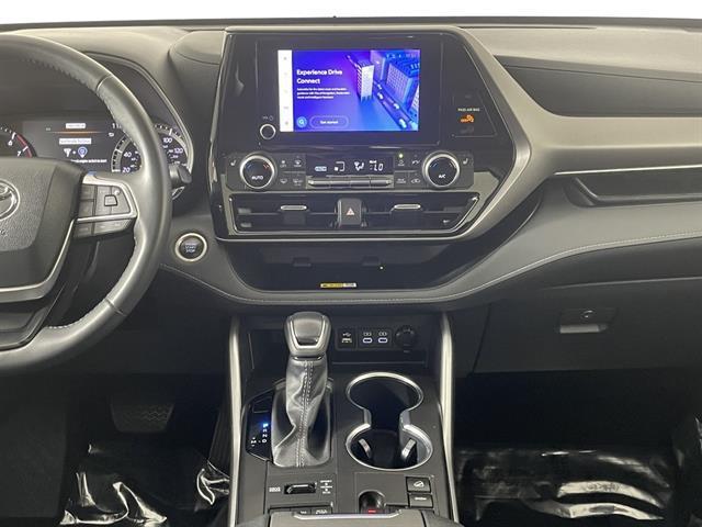 used 2024 Toyota Highlander car, priced at $40,488