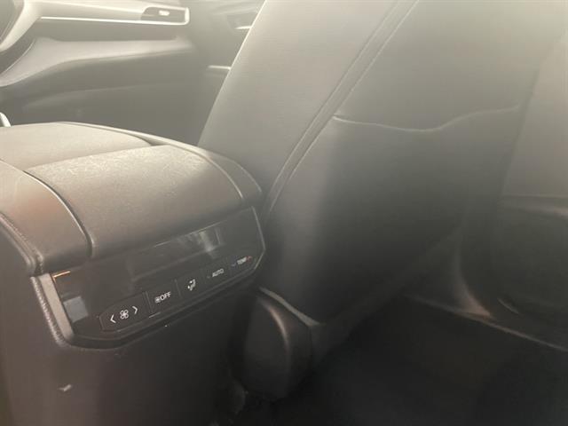 used 2022 Toyota Highlander car, priced at $37,500