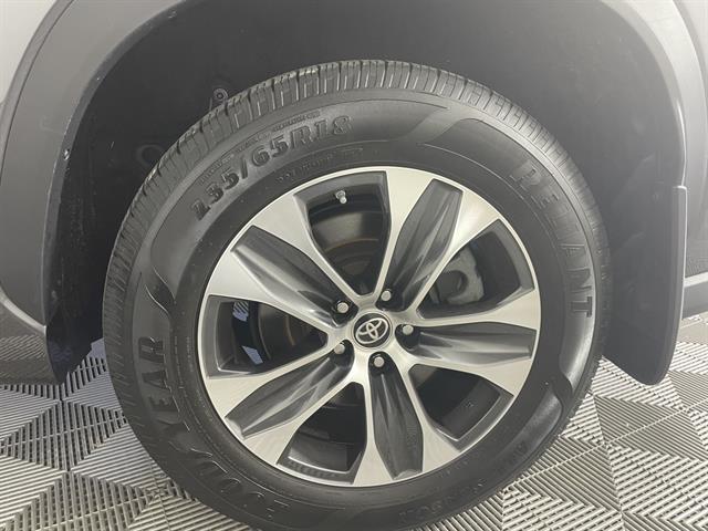 used 2022 Toyota Highlander car, priced at $37,500