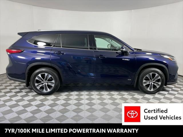 used 2021 Toyota Highlander Hybrid car, priced at $38,999