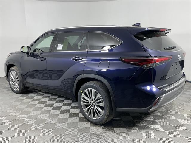 new 2025 Toyota Highlander car, priced at $54,143