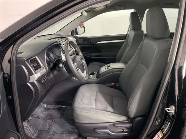 used 2019 Toyota Highlander car, priced at $23,250