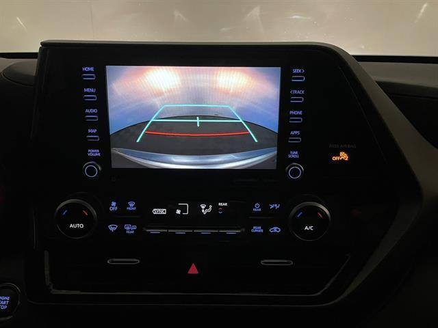 used 2022 Toyota Highlander car, priced at $33,988