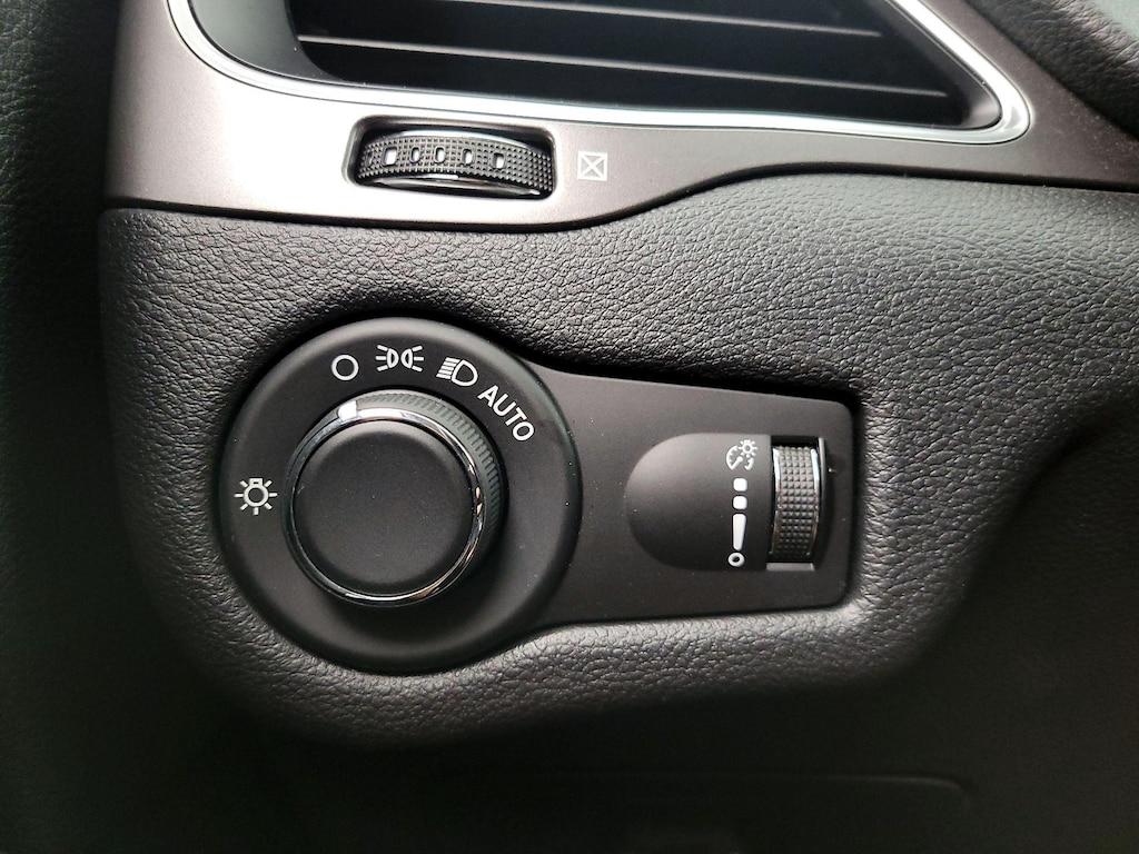 used 2020 Jeep Cherokee car, priced at $16,998
