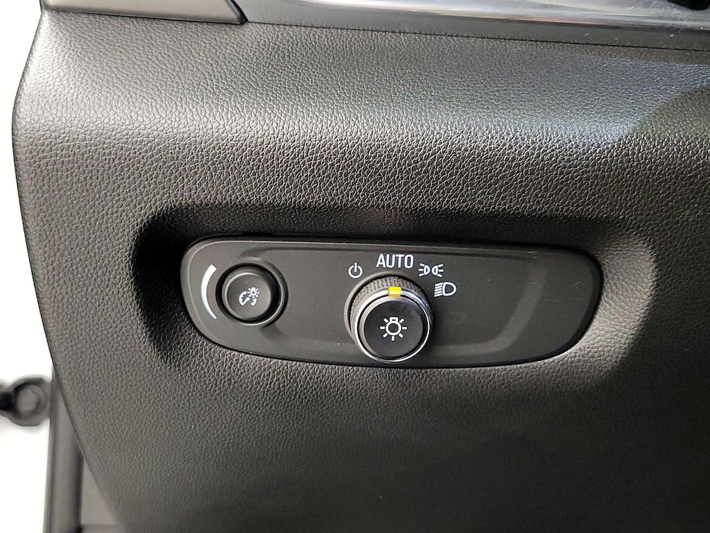 used 2023 Chevrolet Traverse car, priced at $30,998