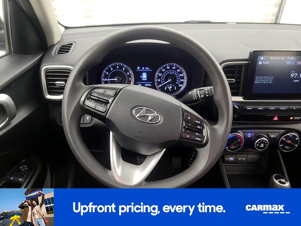 used 2022 Hyundai Venue car, priced at $17,998