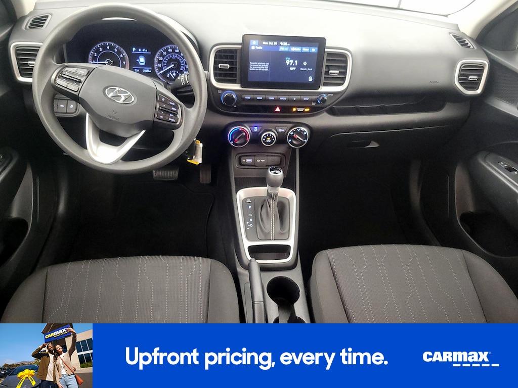 used 2022 Hyundai Venue car, priced at $17,998