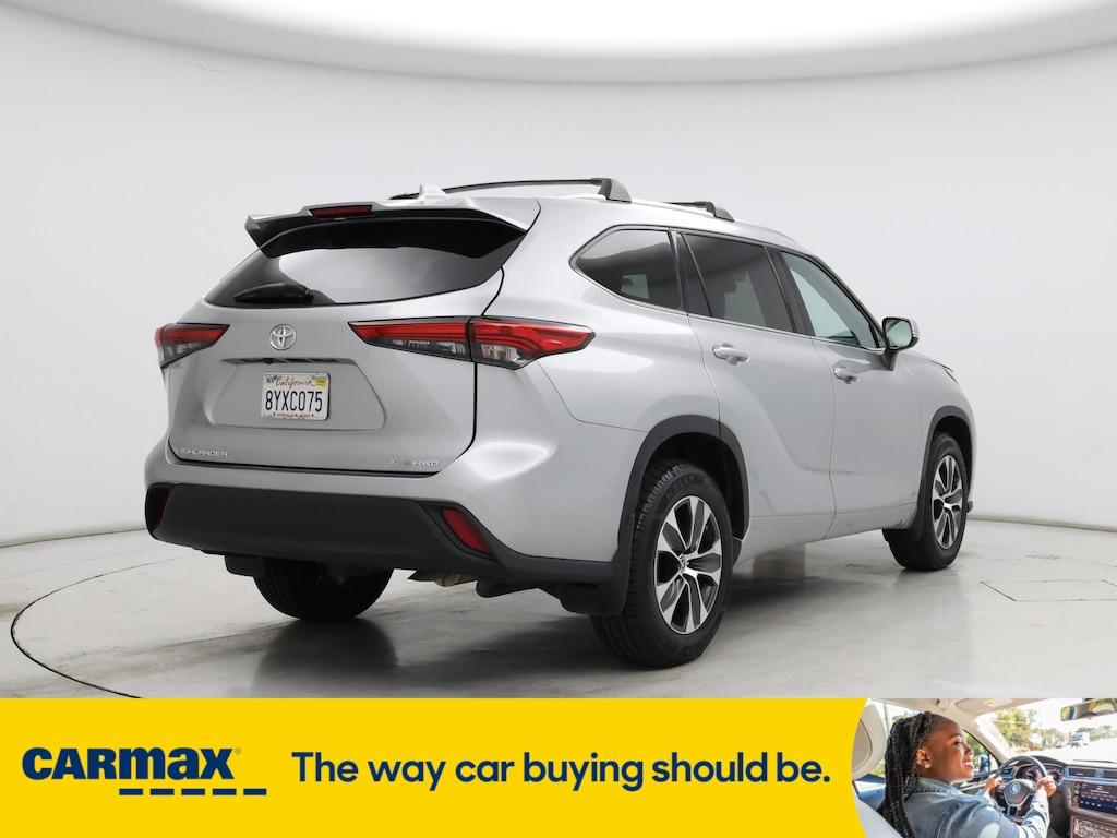 used 2021 Toyota Highlander car, priced at $38,998