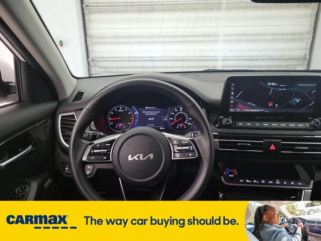 used 2023 Kia Seltos car, priced at $27,998