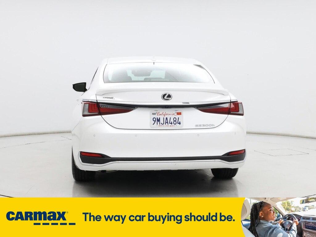 used 2024 Lexus ES 300h car, priced at $48,998