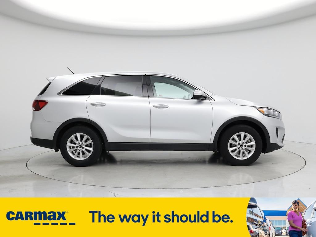 used 2019 Kia Sorento car, priced at $17,998
