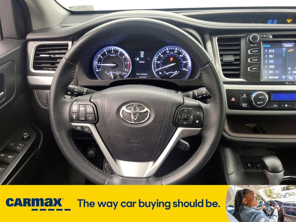 used 2016 Toyota Highlander car, priced at $21,998