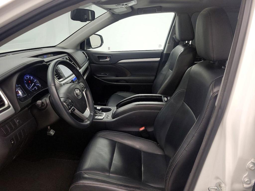 used 2016 Toyota Highlander car, priced at $21,998