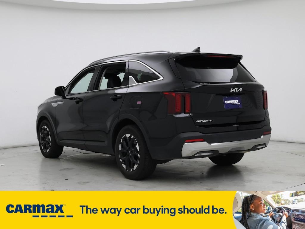 used 2024 Kia Sorento car, priced at $27,998