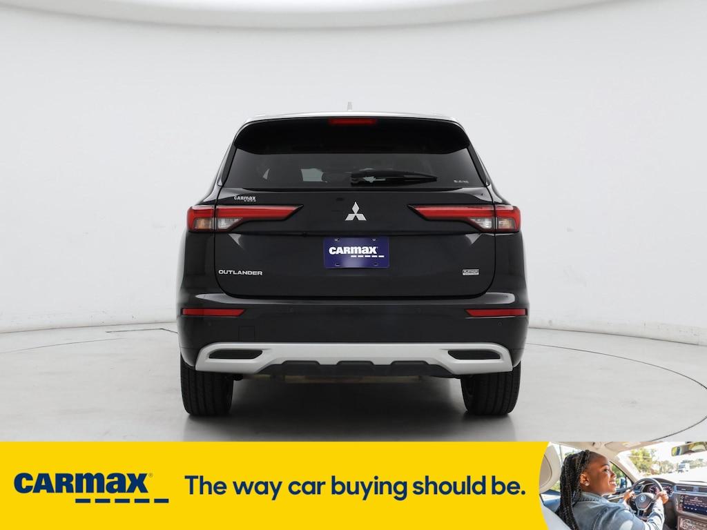 used 2024 Mitsubishi Outlander car, priced at $30,998