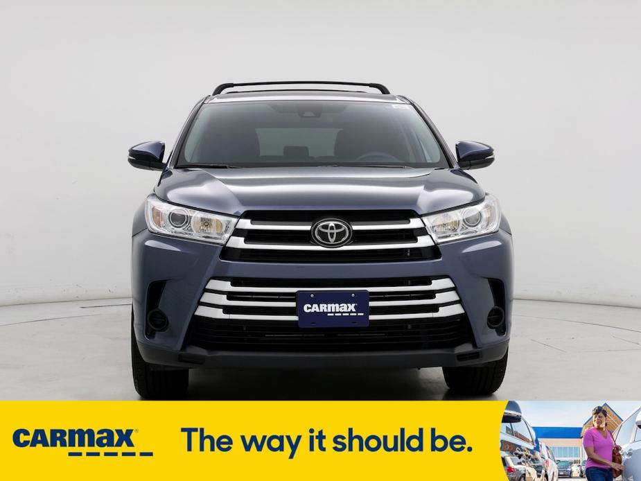 used 2019 Toyota Highlander car, priced at $27,998