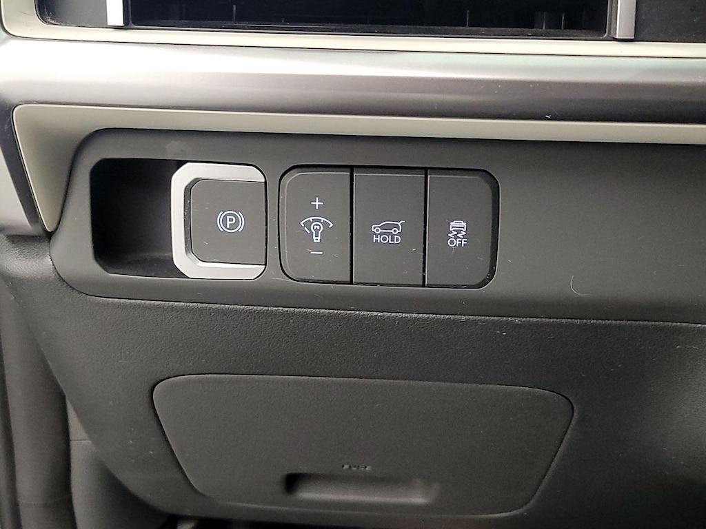 used 2024 Hyundai Santa Fe car, priced at $30,998