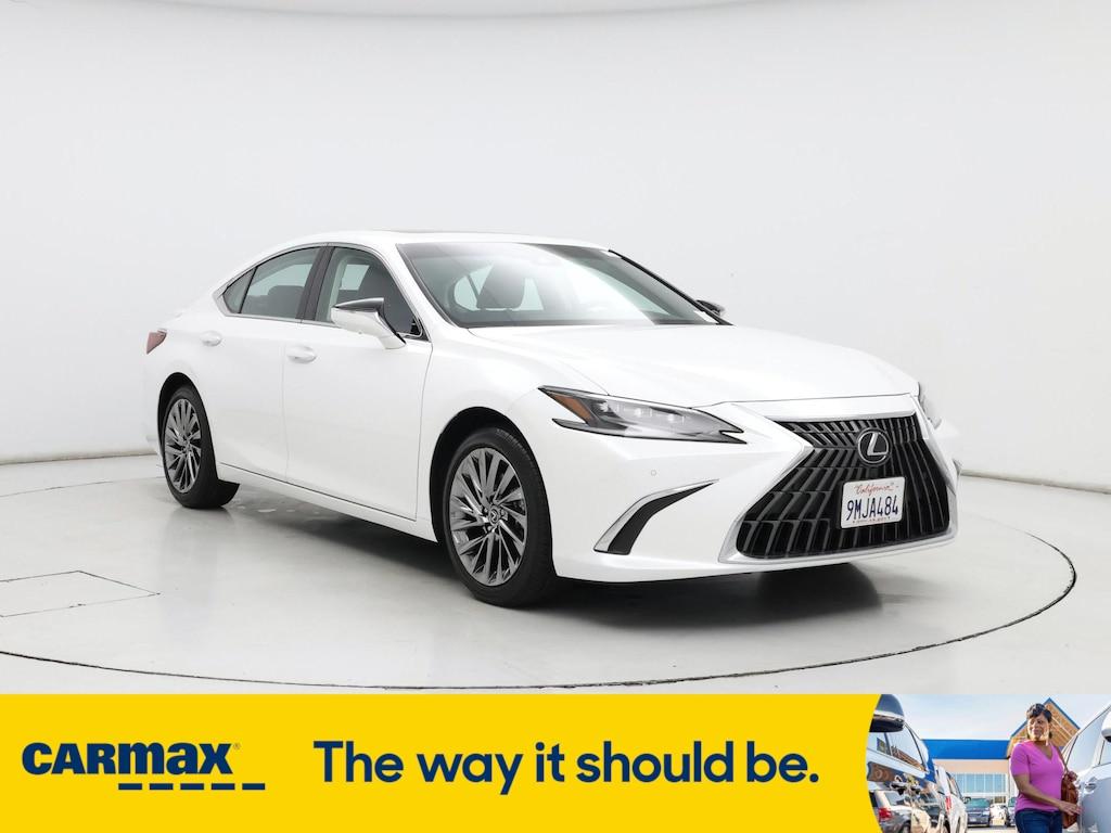 used 2024 Lexus ES 300h car, priced at $49,998