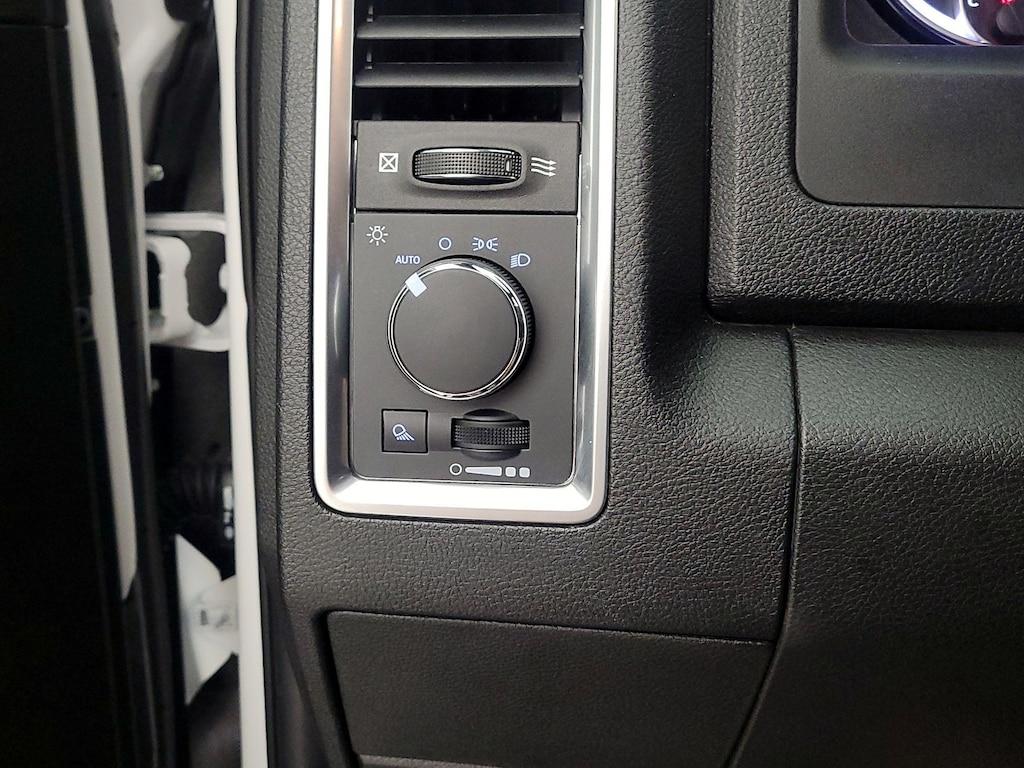 used 2021 Ram 1500 Classic car, priced at $28,998