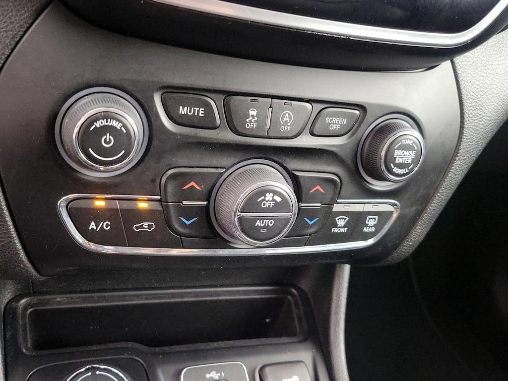 used 2019 Jeep Cherokee car, priced at $14,599