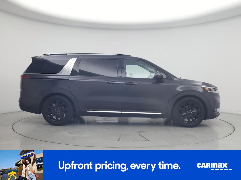 used 2022 Kia Carnival car, priced at $39,998