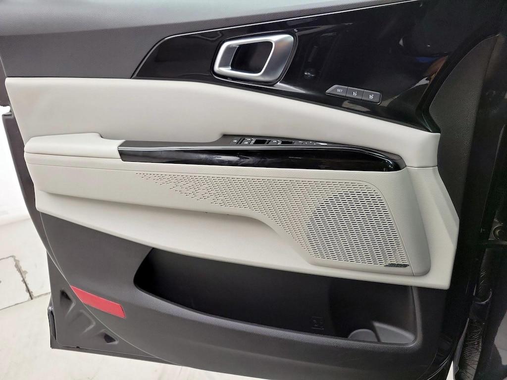 used 2022 Kia Carnival car, priced at $39,998