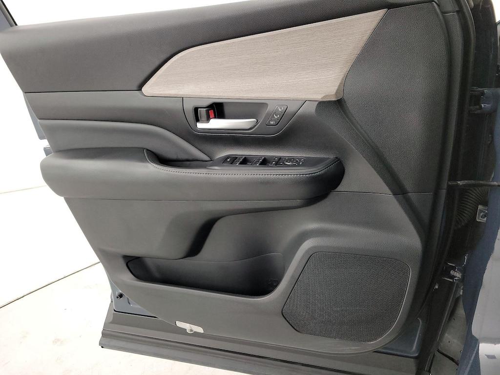 used 2024 Toyota Grand Highlander car, priced at $52,998