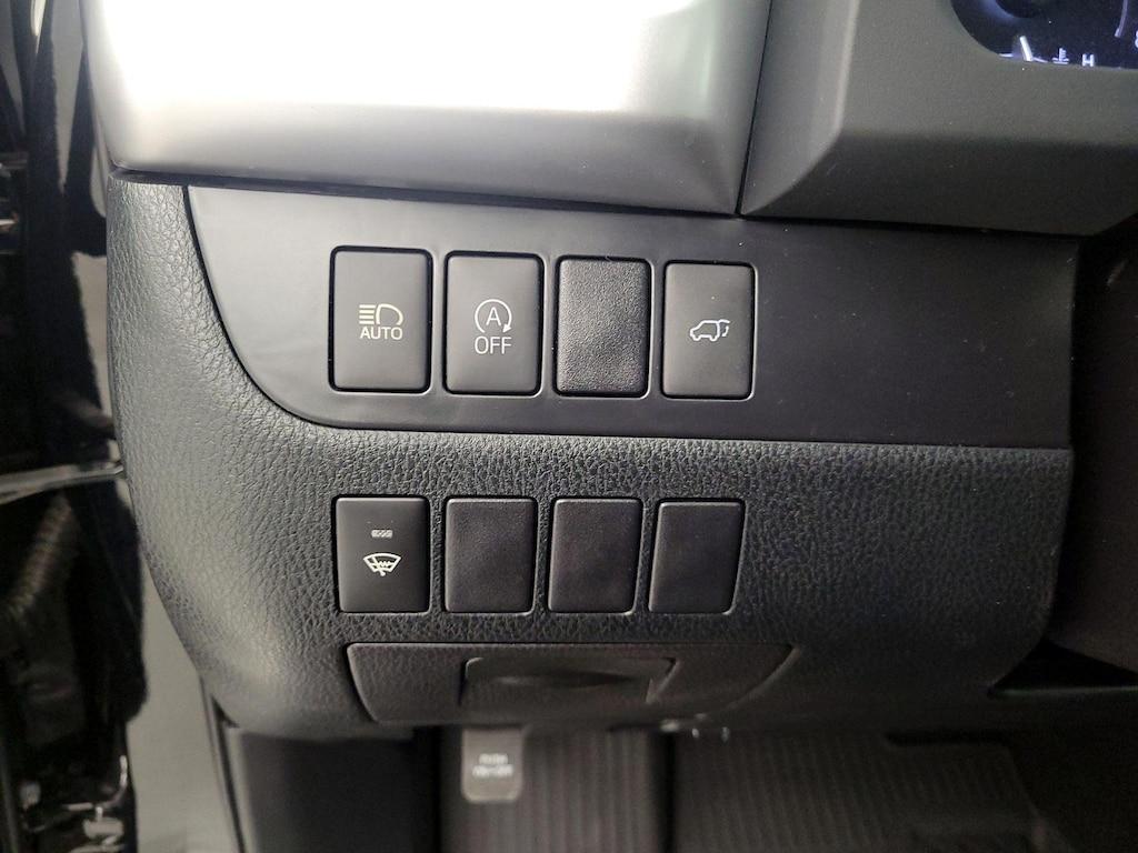 used 2019 Toyota Highlander car, priced at $30,998